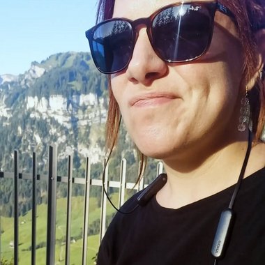 Stefany H. - Freelance Graphic Designer