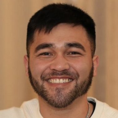 Uriel Y. - Freelance Marketing Strategist
