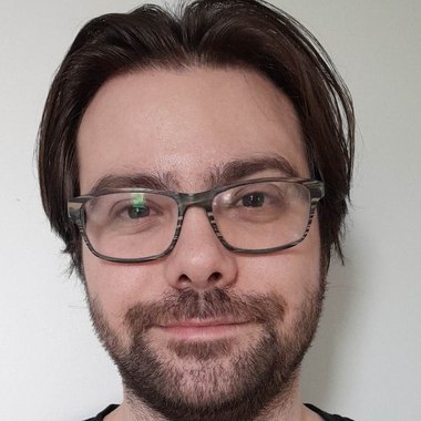 Radames G. - Freelance Web Designer