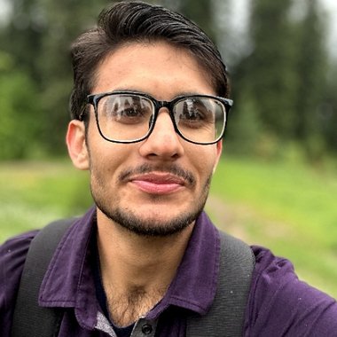 Naseer D. - Freelance Designer