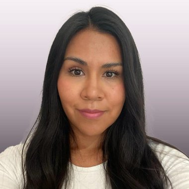 Lizeth B. - Freelance Web Developer