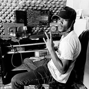 Txoboy27 - Freelance Artist