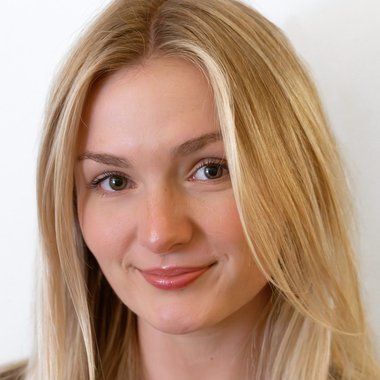 Chelsea H. - Freelance Content Creator