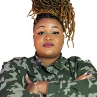 Shantal L. - Freelance Songwriter