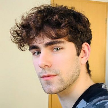 Emil R. - Freelance Web Developer