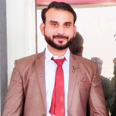 Yasir A. - Freelance Graphic Designer