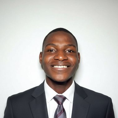 Uwem E. - Freelance Graphic Designer