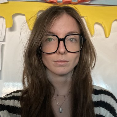 Nicole H. - Freelance Screenwriter