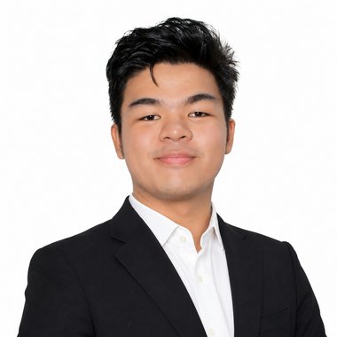 Luzzed B. - Freelance Brand Strategist