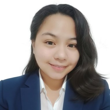 Adelaida I. - Freelance Hair And Makeup