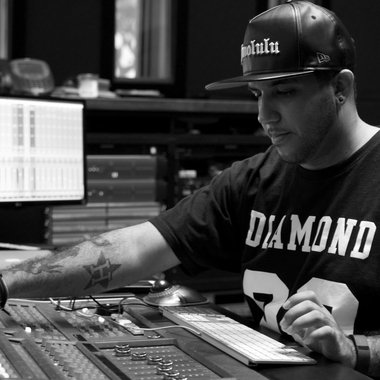 Jules W. - Freelance Audio Mixer