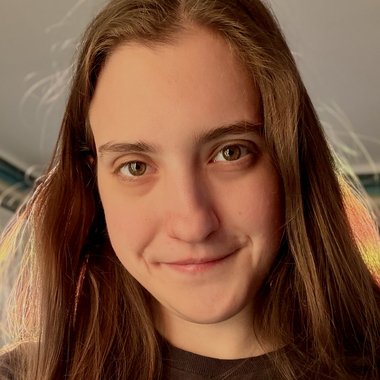 Hannah P. - Freelance Designer