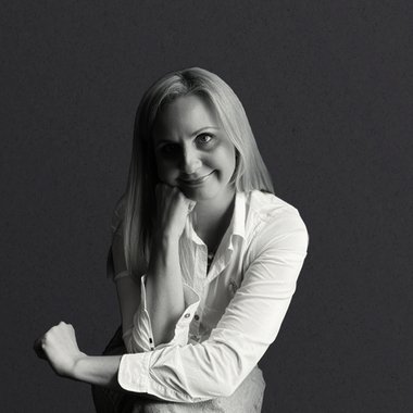 Ivana G. - Freelance Brand Designer
