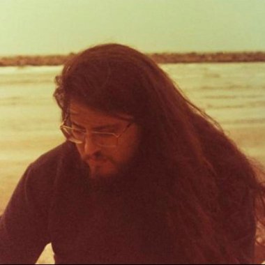 Ian U. - Freelance Album Art Designer