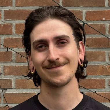 Benjamin C. - Freelance Social Media Manager