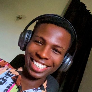 CHUKWUEMEKA B. - Freelance Ui Designer