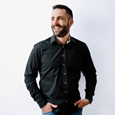 Dimitris T. - Freelance Filmmaker