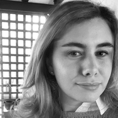 Carla P. - Freelance Graphic Designer