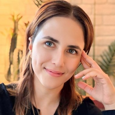 Merve T. - Freelance Developer