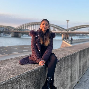 Alysha A. - Freelance Video Editor