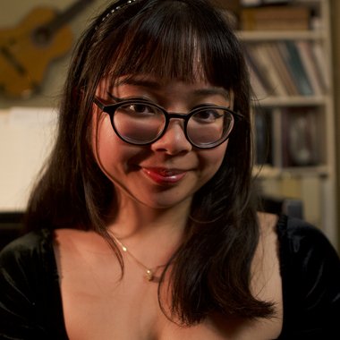 Lila V. - Freelance Violinist