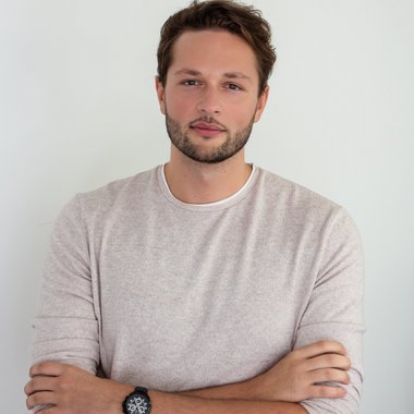 Edvinas A. - Freelance Ui Designer