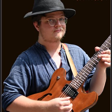 Antoine M. - Freelance Pianist