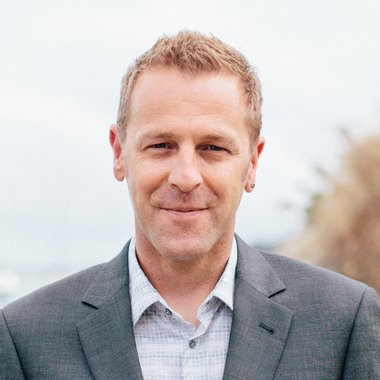 Philip G. - Freelance Brand Designer