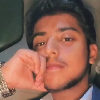 Abdullah L. - Freelance Ui Designer