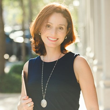 Lilian S. - Freelance Brand Designer