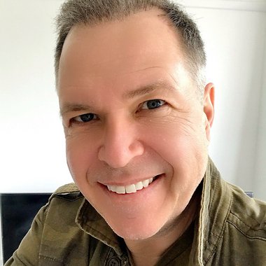 Andrew D. - Freelance Social Media Freelancer