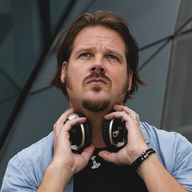 Mjølner - Freelance Dj