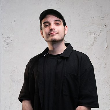 Noah B. - Freelance Musician