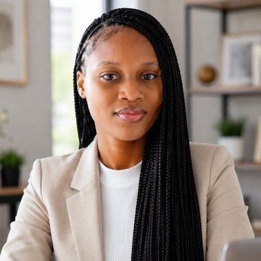 Adeogo - Freelance Designer