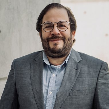 Jesus R. - Freelance Digital Marketer