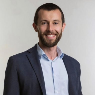 Devis V. - Freelance Web Developer