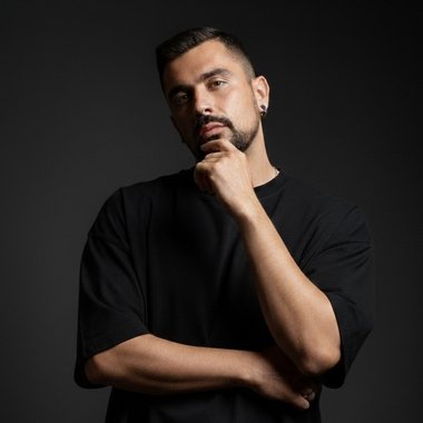 Luca R. - Freelance Percussion