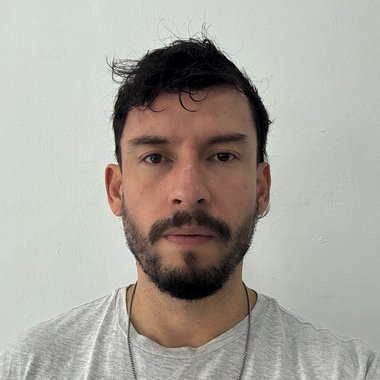 Diego E. - Freelance Creative Producer