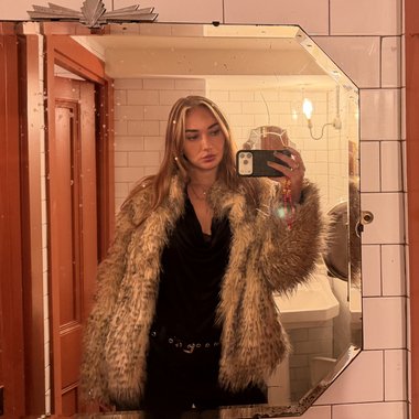 Georgie D. - Freelance Film Producer