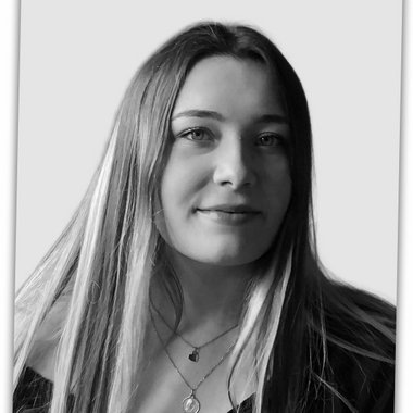 Matisse R. - Freelance Brand Designer