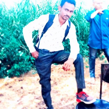 Vaibhav733 - Freelance Graphic Designer