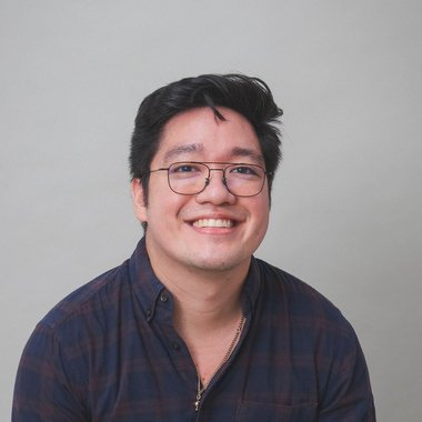 antonsavellano - Freelance Graphic Designer