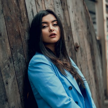 Sarooka - Freelance Graphic Designer