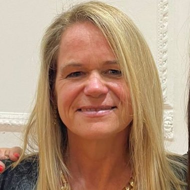 ANNETTE T. - Freelance Content Strategist
