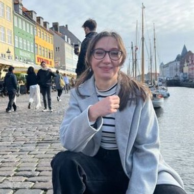 Adnana-Maria C. - Freelance Graphic Designer