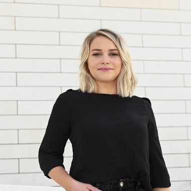 Mathilde R. - Freelance Brand Designer