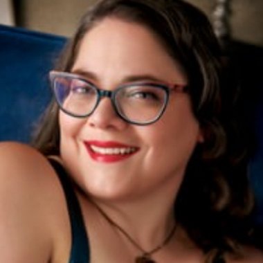 Kelly R. - Freelance Presenter
