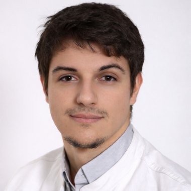 DANYLO H. - Freelance Content Creator