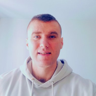 Ilian L. - Freelance Songwriter