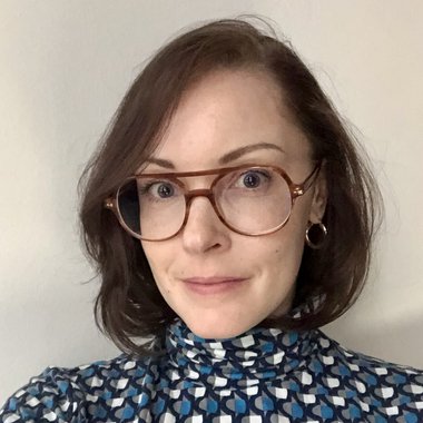 Julie C. - Freelance Data Analyst